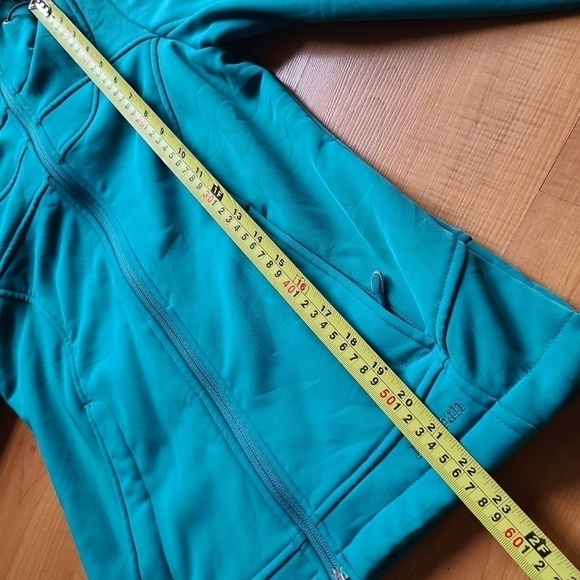 LL Bean Soft Shell Plush Fleece Lined Jacket Small - Picture 12 of 15